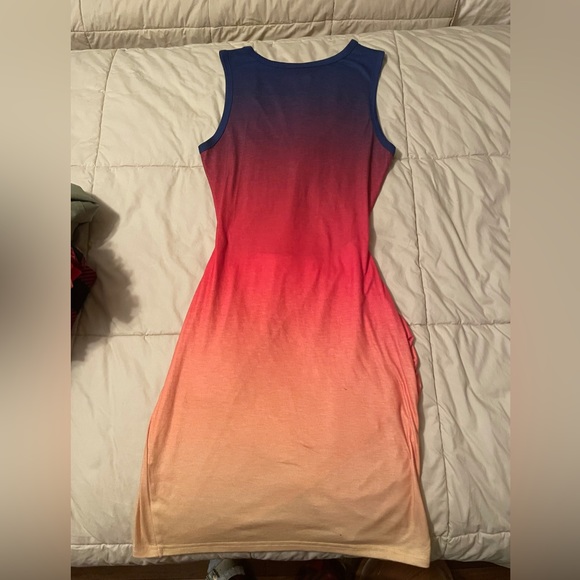 Ombre fitted minidress with cutout - Picture 2 of 2